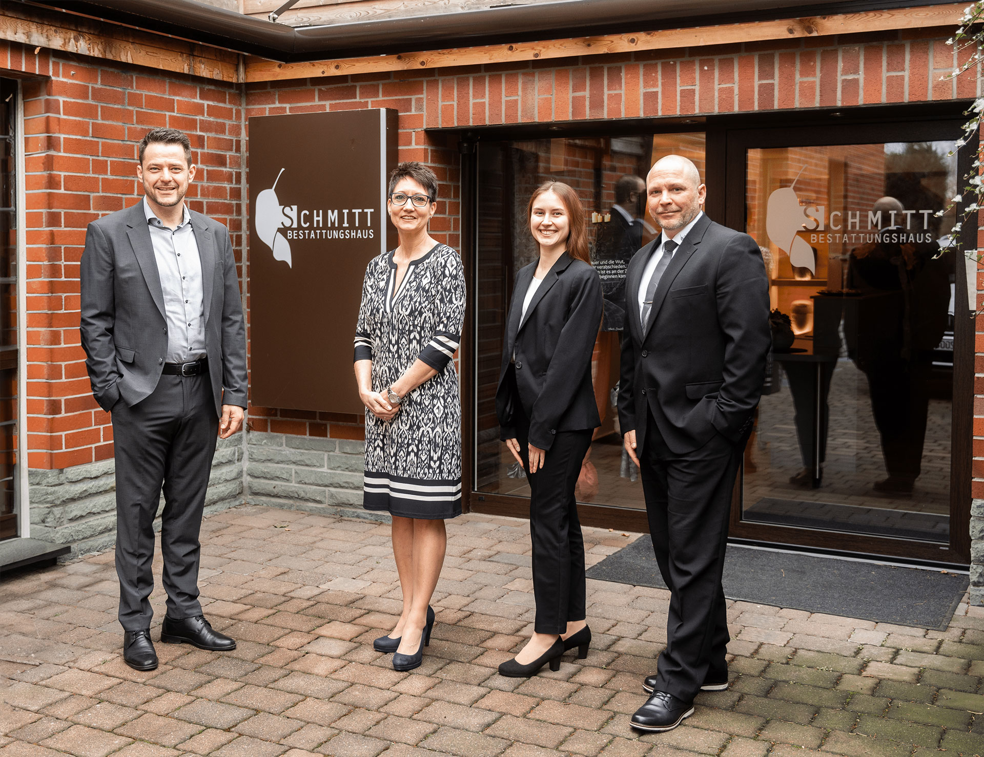Schmitt Bestattungshaus - Team